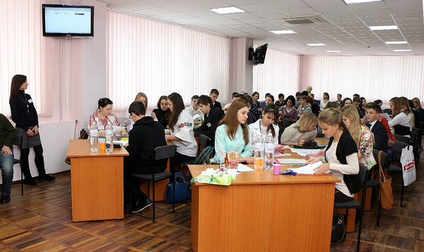 Старшокласники Сумщини представили в СумДУ власні бізнес-ідеї