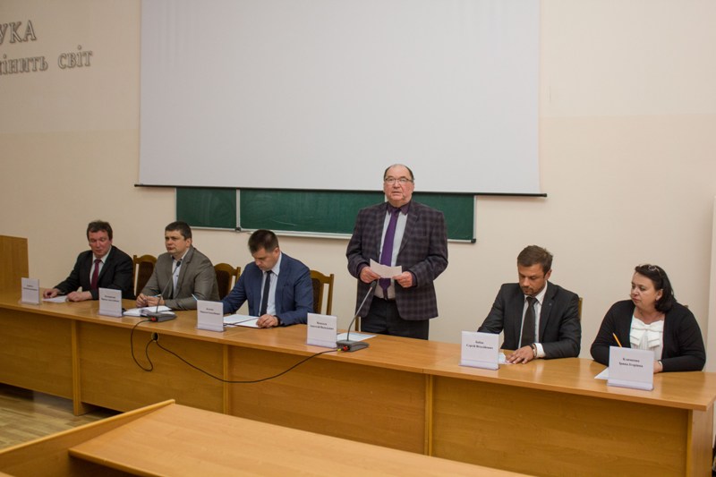 У СумДУ відбулося обговорення нових підходів до акредитації освітніх програм українських вишів 