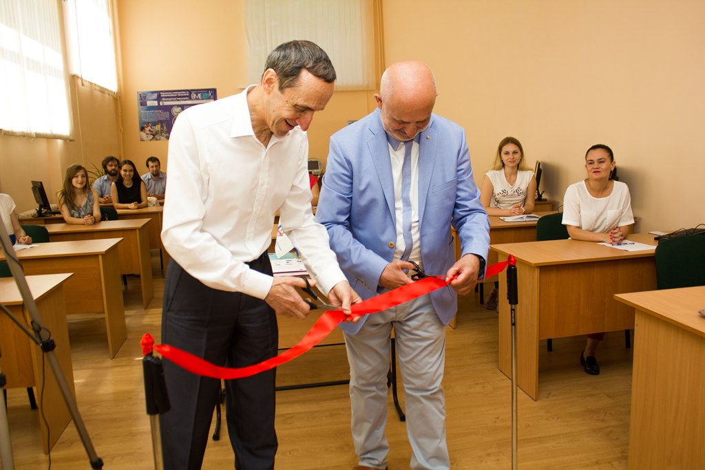 У СумДУ відкрито навчально-дослідну лабораторію з біомедичної інженерії