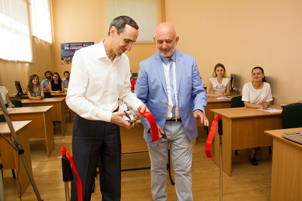 У СумДУ відкрито навчально-дослідну лабораторію з біомедичної інженерії